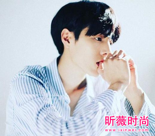 星座男排名_星座头像男(2)