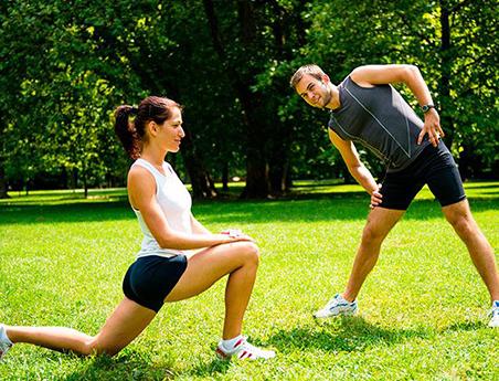 跑步前的热身运动运动前的热身运动更利于减肥
