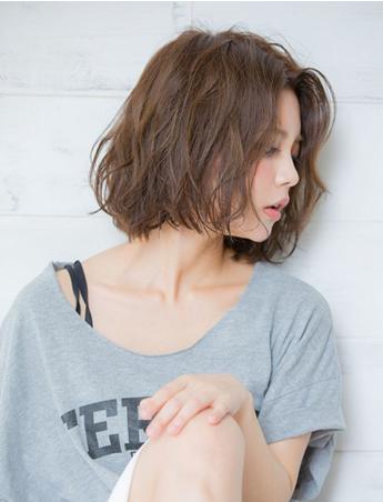 2016秋冬最流行发型今年秋冬流行18款发型look给你